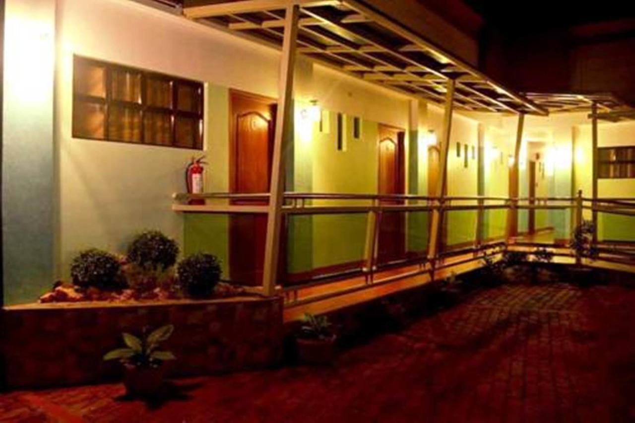 Julieta'S Pension House Puerto Princesa Eksteriør billede